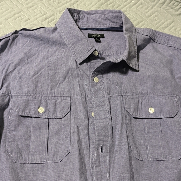 Apt 9 button down - Picture 2 of 5